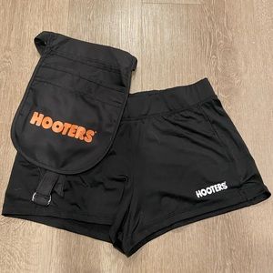 Black Hooters girl shorts